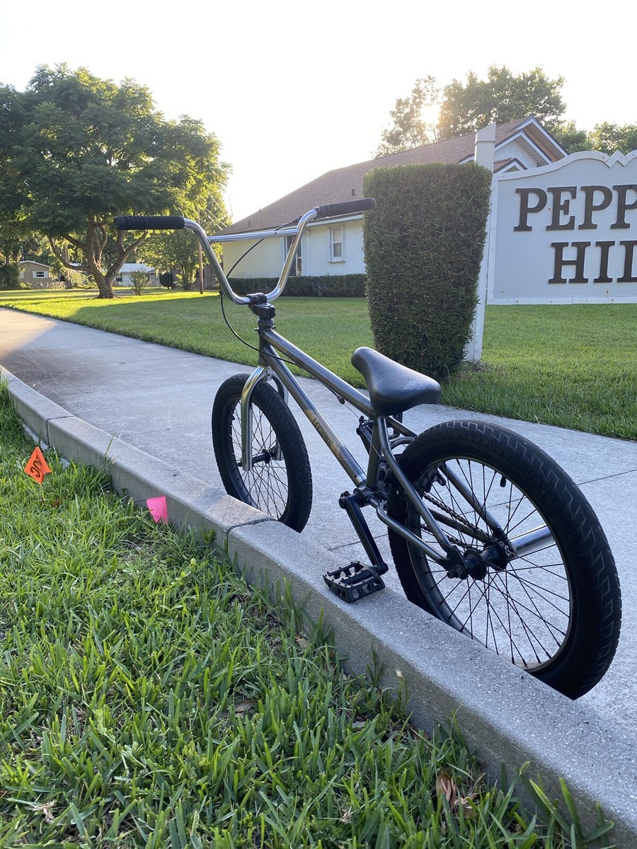 20in Mongoose Legion L60 BMX Bike With Aftermarket Parts (Check