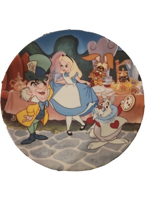 Disney Treasured Moments Plate Collection. "Alice In Wonderland " By ...