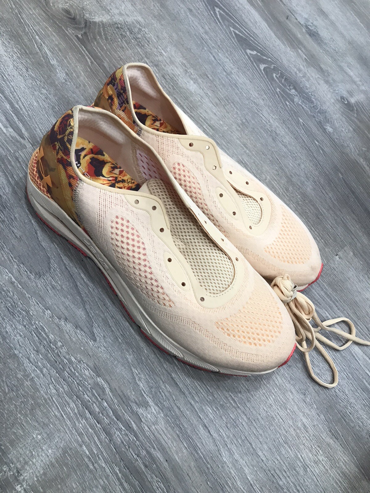 Zapatos conectados Under Armour HOVR Sonic 5 para hombre