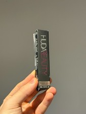 Image of Huda Beauty Overachiever High Coverage Concealer 10ml - Hazelnut 32G