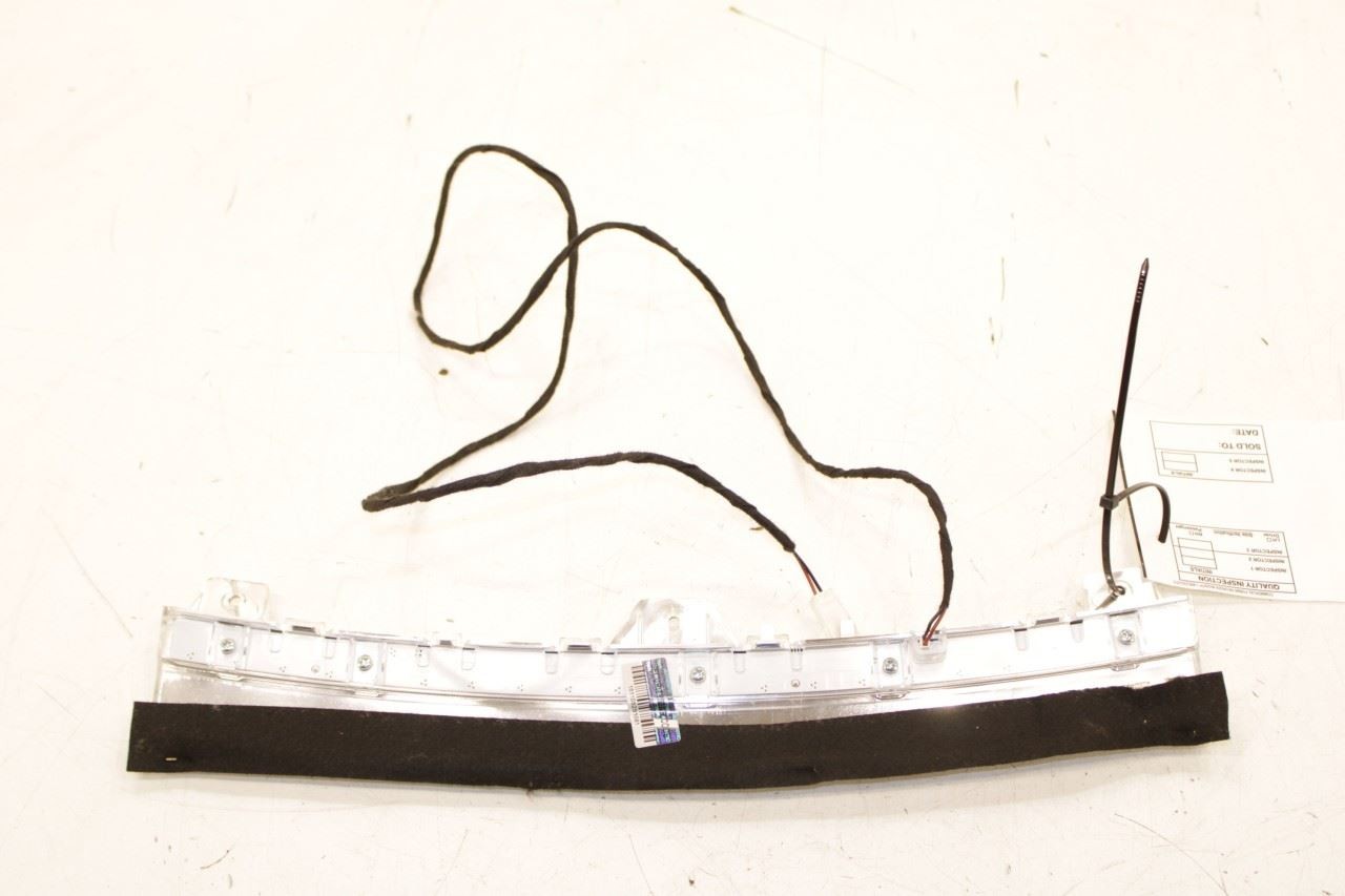 2014-2021 Maserati Ghibli S Q4 3.0L AWD Rear Center Third Brake Stop Light Lamp