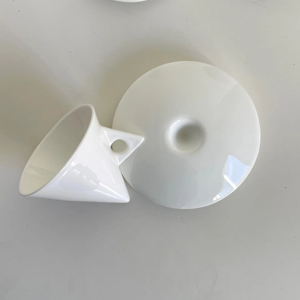 Juego de 6 tazas y platillos retro de café espresso cónicos de porcelana de hueso Demitasse Foto 4 de 4