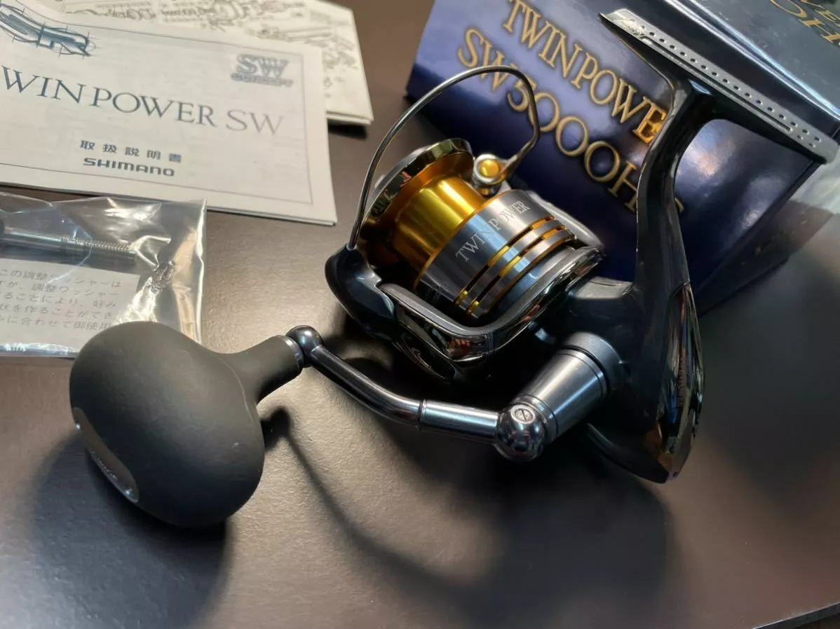 SHIMANO 09 Twin Power SW5000HG Spinning reel Used with Box From Japan F/S