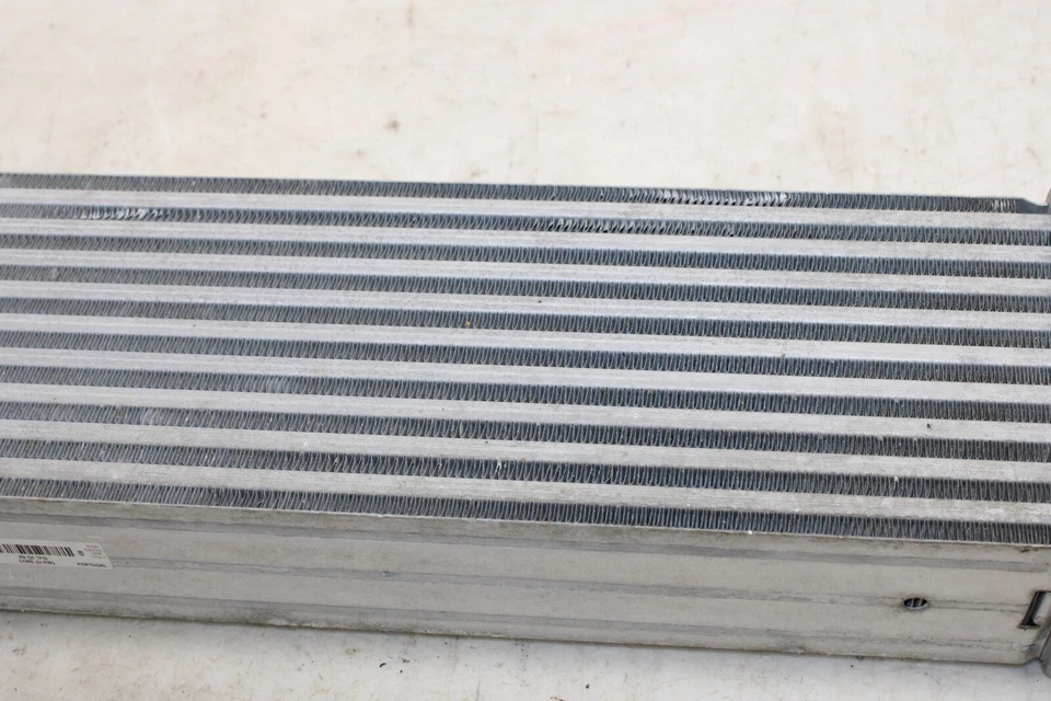 Audi SQ5 2018-2024 3,0 L intercooler 80A145805F OEM KX85 Foto 3 de 4