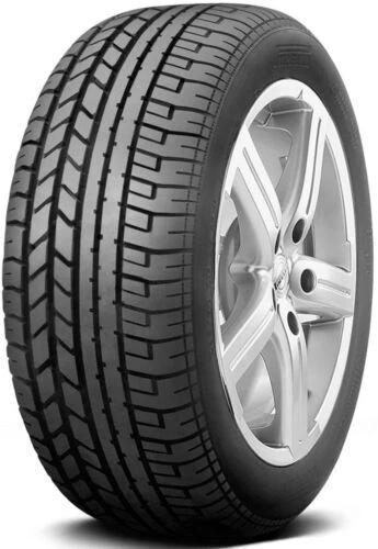 345/35R15 Reifen fürs Auto