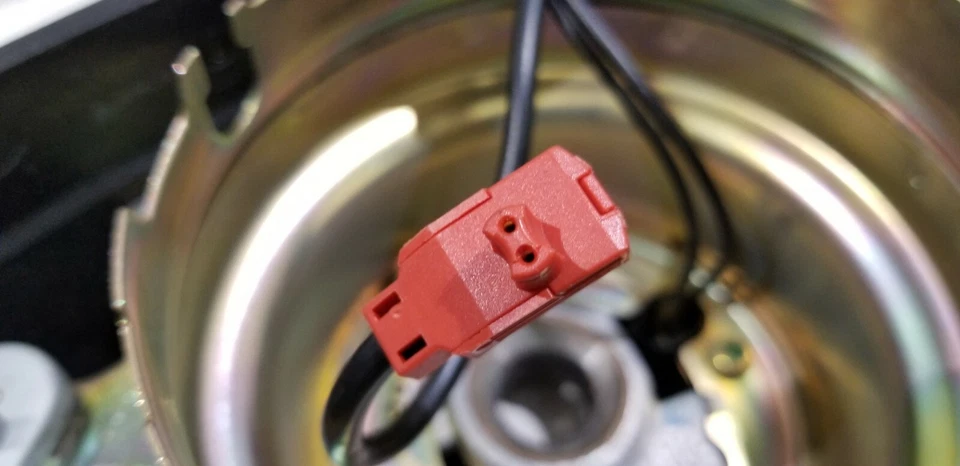 QA201849 1984 - 1993 MERCEDES 190E DRIVER WHEEL LEATHER BLACK OEM - Image 3 of 4