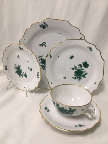 (20 Pieces) Vintage Augarten Vienna 'Maria Theresia' (4) 5-PIECE PLACE SETTINGS - Picture 7 of 12