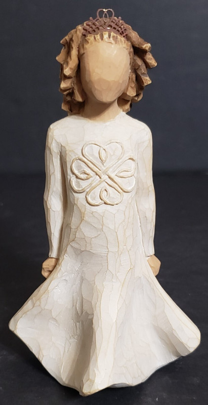 Willow Tree "Irish Charm " Figurine Susan Lordi 2010 Demdaco