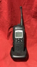 Motorola DTR650 DTR 650 Digital 2 Way Radio 900MHz Talkies With Charger