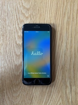 Apple iPhone 8 64GB Space Grau/Schwarz