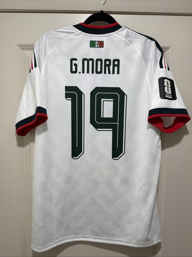 Gil Mora #19 Mens LARGE Adidas Mexico Vs Czechia Away FAN World Cup Jersey