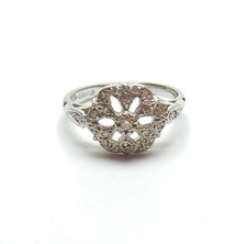 Diamantcluster antiker Stil 9 Karat Weißgold 