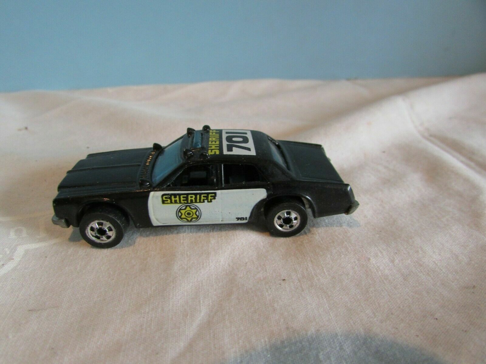 Picture 4 of 6