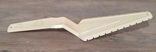 TUPPERWARE PASTRY CUTTER AND SERVER PIE SERVER CAKE KITCHEN UTENSIL ALMOND COLOR