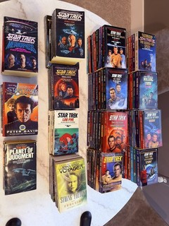LOTE de 99 libros de Star Trek Gallo novelas de bolsillo rústica y tapa dura