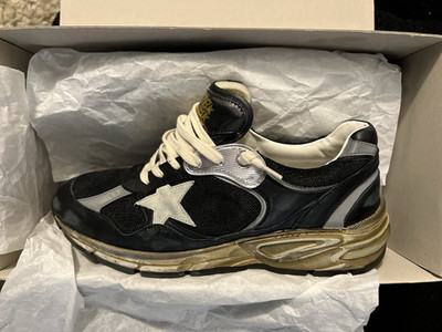 Golden Goose Running Dad Star Black/White