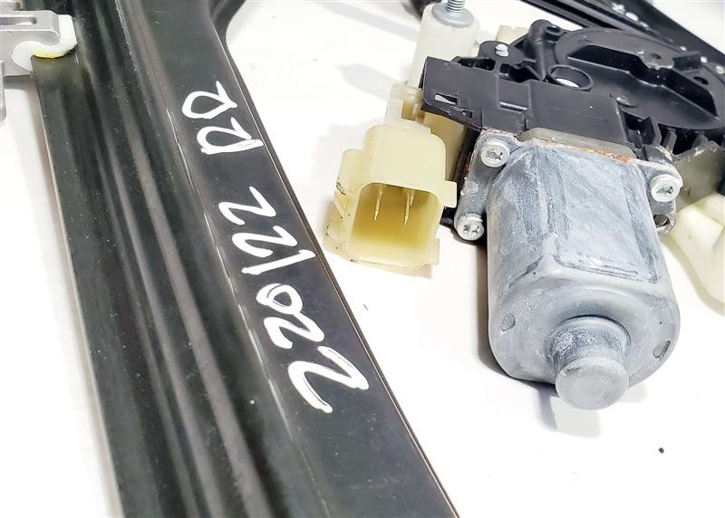 Maserati Ghibli 2015 Rear Window regulator