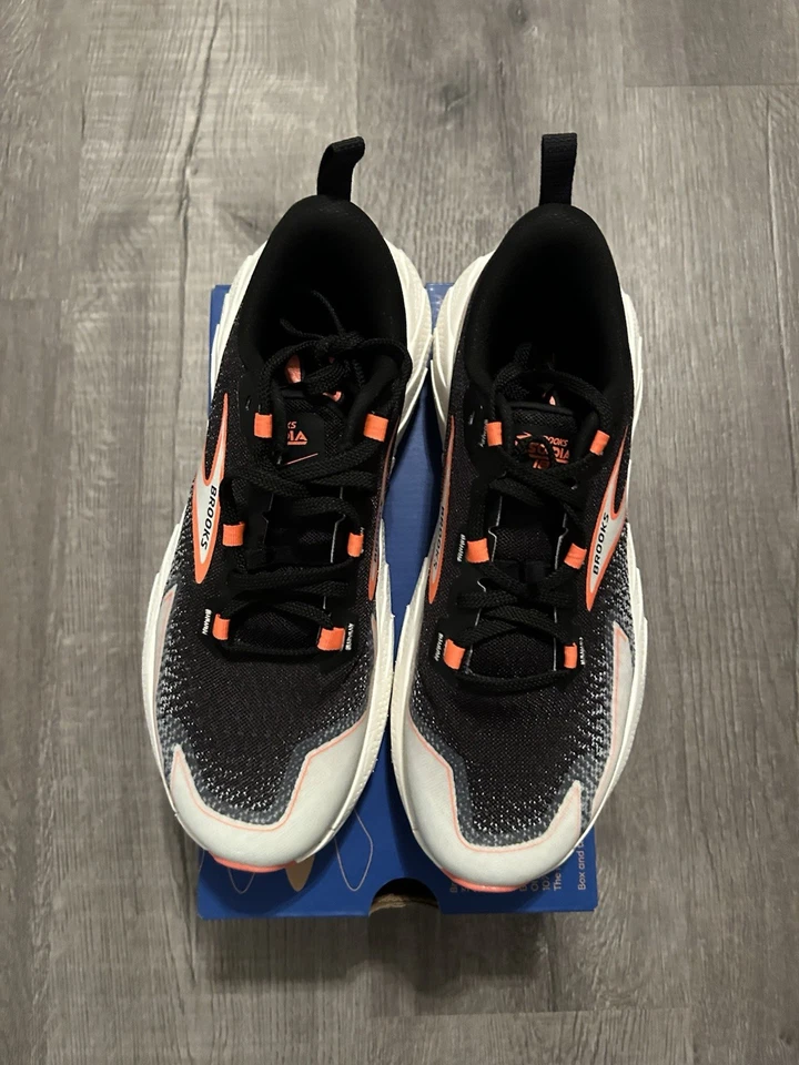 Nuevo Brooks Cascadia 18 Zapatos para Mujer Talla 8 Negro Blanco Naranja Trail Running Agarre Foto 2 de 4