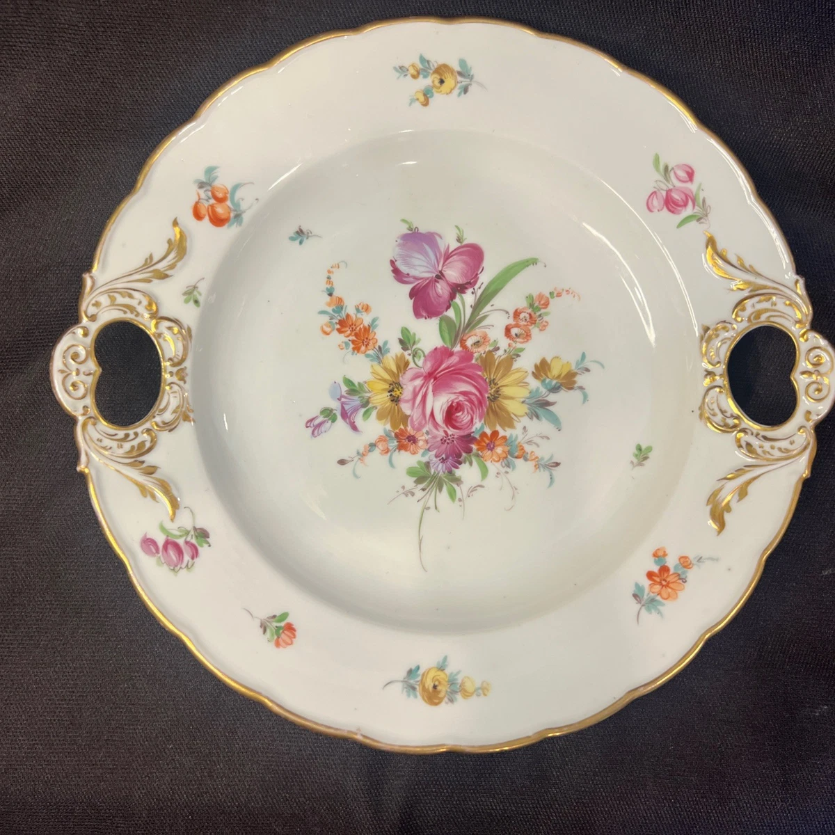 Dresden Plate In Antique Ceramic & Porcelain Plates & Chargers for