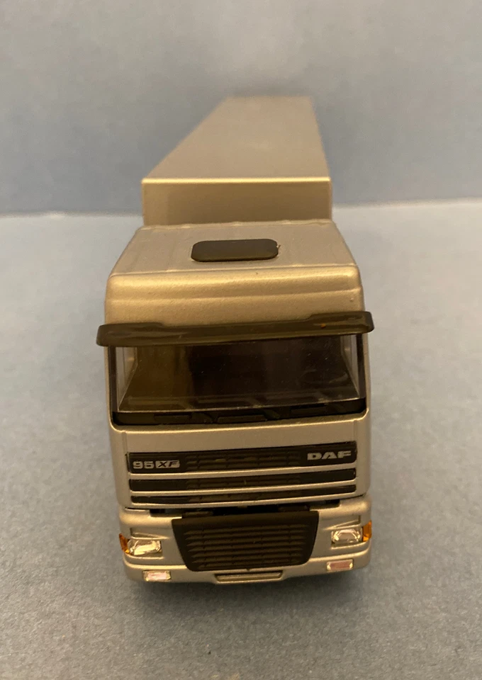 Lion Toys 1/50 Scale Model No.36 - DAF 95 XF 480 Truck & Trailer - Coca Cola - Image 3 of 4