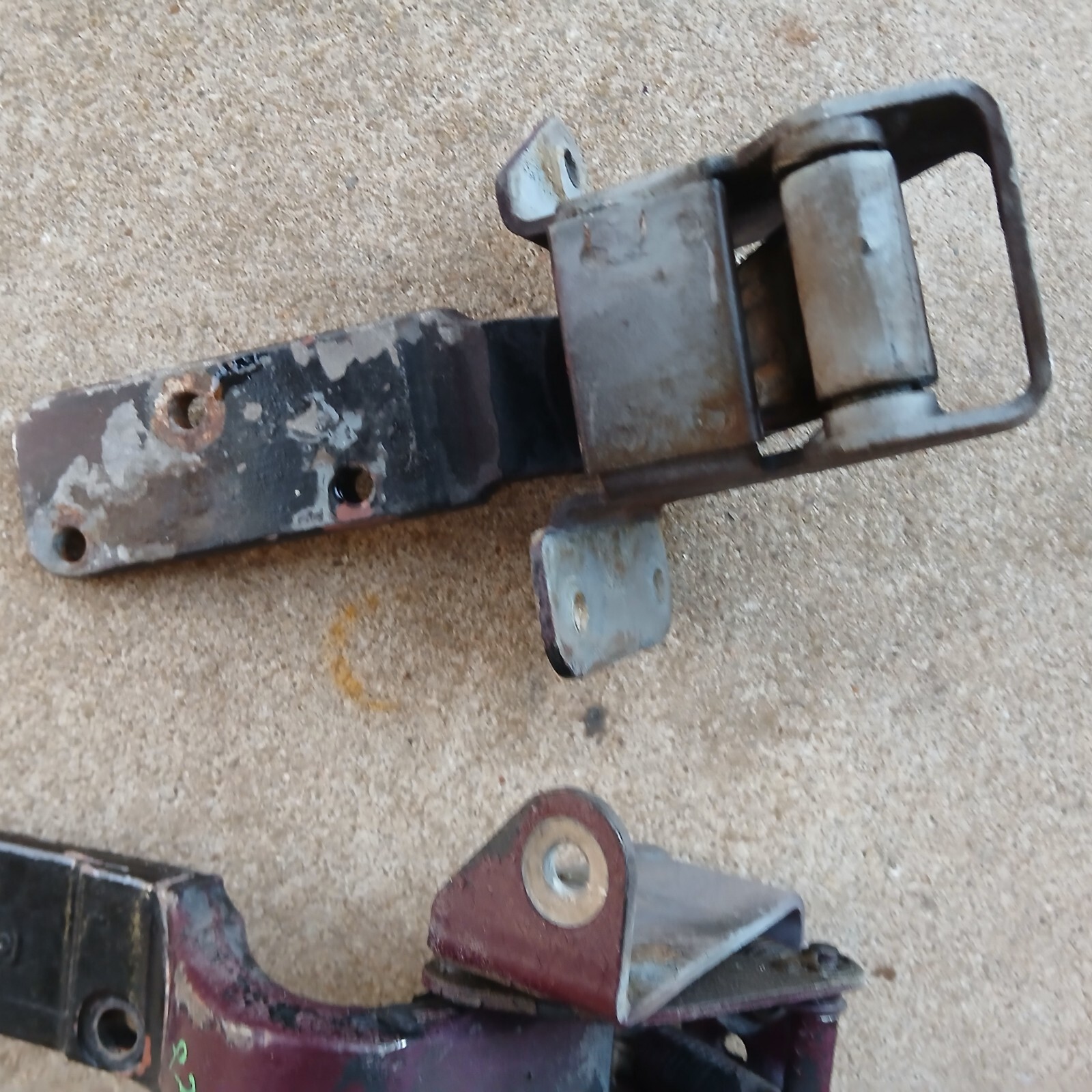 1978 Rolls Royce Wraith Front upper And Lower Right door Hinges OEM