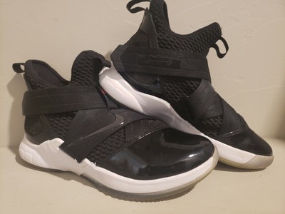 Nike - LeBron Soldier 12 - Black 