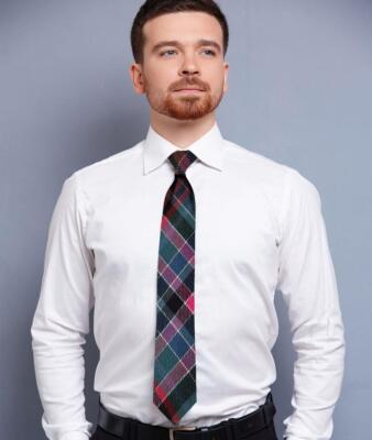 Men's Gordon Red Ancient Tartan Neck Tie – 100% Pure Wool, Handmade In Scotland, 3.5" Width - View #2