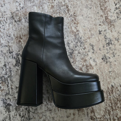 Steve Madden COBRA Women s Black Leather Platform Ankle Boots Zip Round Toe 7