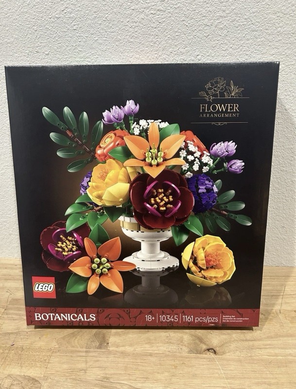 Lego 10345 Botanicals Collection Flower Arrangement 1161 pcs - Sealed In Box