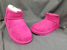 UGG Australia Classic Ultra Mini Boots Pull-On Pink Girls Size 5 NEW w/DEFECT