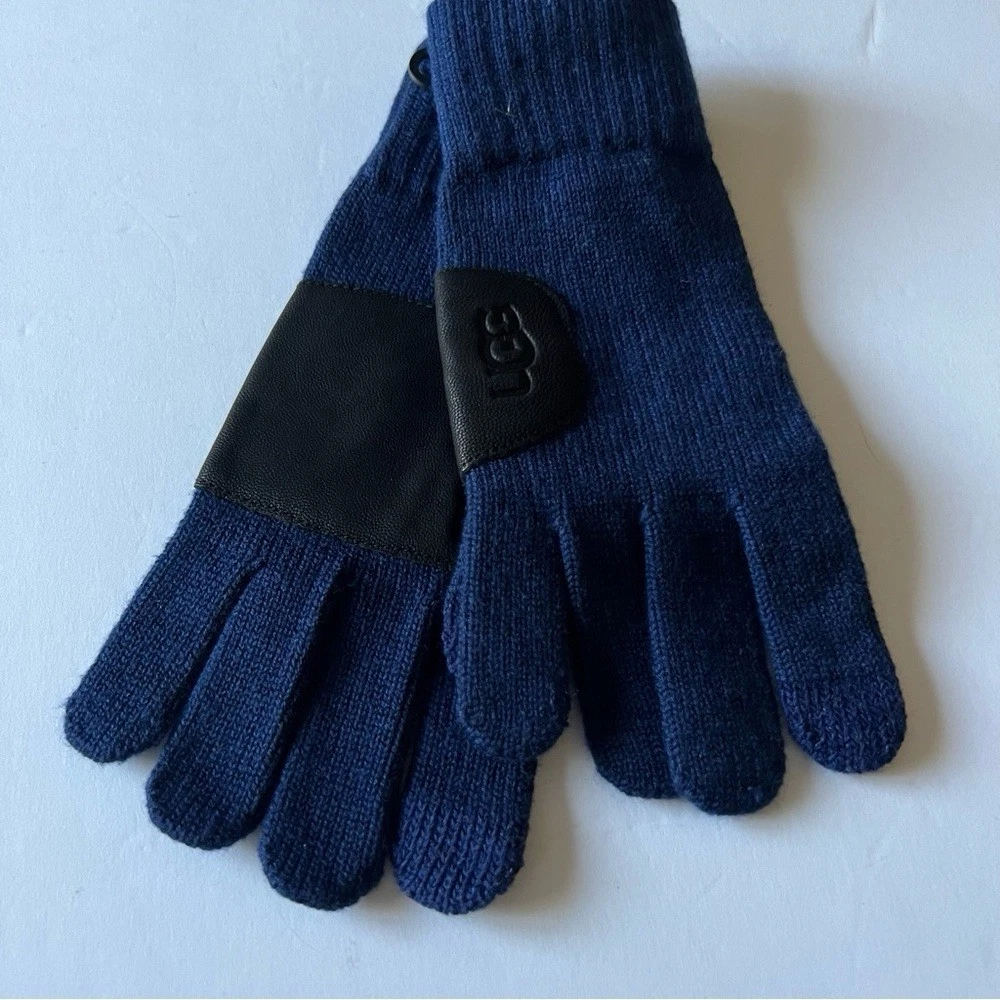 UGG MENS KNIT GLOVES WITH LEATHER PALM PATCHES WOOL BLEND NAVY BLUE OS NWOT