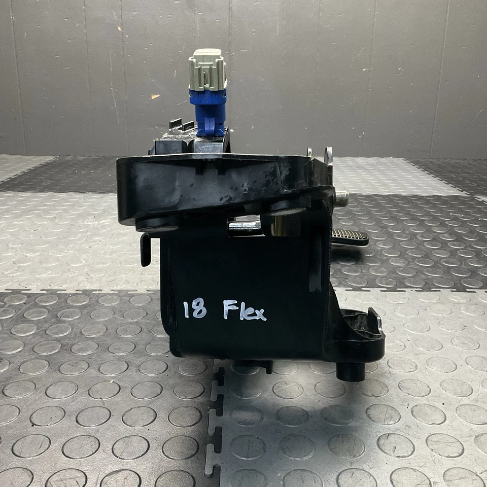 Conjunto de pedal de freio Ford Flex 2013-2018 com suporte de montagem fabricante de equipamento original - Imagem 4 de 4