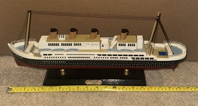 Vintage Titanic 1912 Wooden Ship Model Approx 20'' Long Nice Shelf Display Piece