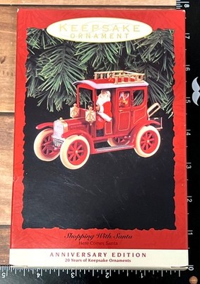 1993 HALLMARK KEEPSAKE ORNAMENT QX567-5 Shopping with Santa here comes santa Car