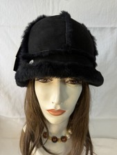 NWT UGG Australia Real Shearling Sheepskin Wmn s Suede Black bucket Hat One size