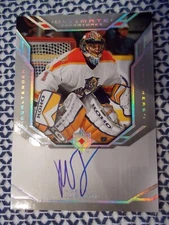2004 05 ULTIMATE SIGNATURES ROBERTO LUONGO AUTO ( PLUS 3/ROOKIE CARDS )