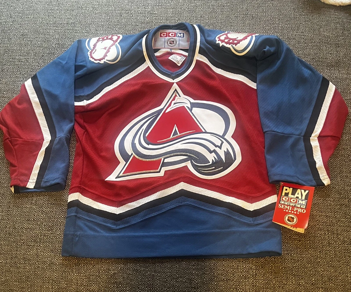 Colorado Avalanche NHL CCM Vintage NWT Youth Hockey Jersey