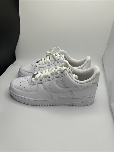 Air Force 1 Men’s White Size 8US