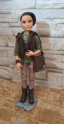 Ever after High Hunter Huntsman Puppe Doll