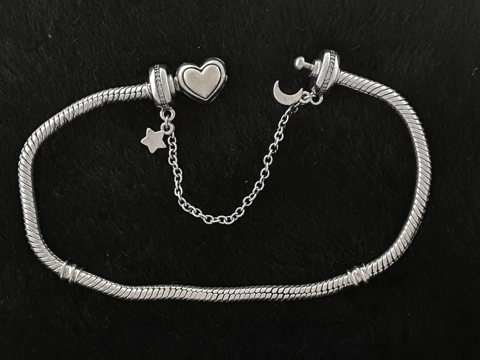 Sicherheitskette  « HALF MOON & STAR »  für Pandora armband. Neu.