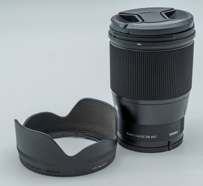 Sigma 16mm f/1.4 DC DN Auto & Manual Contemporary Lens For Sony E-Mount