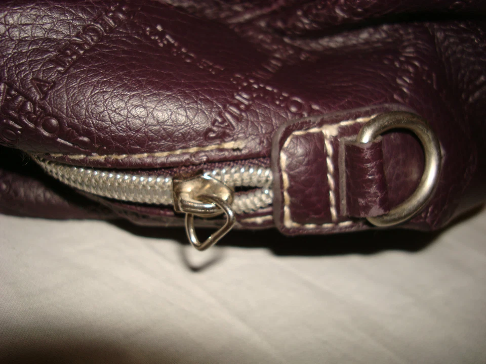 BOLSO DE MANO VICTORIA'S SECRET negro diseño acolchado y2k Foto 4 de 4