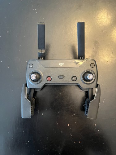 DJI Spark Portable Mini Drone - Alpine White With Remote, 3 Batteries, Case - Picture 3 of 5