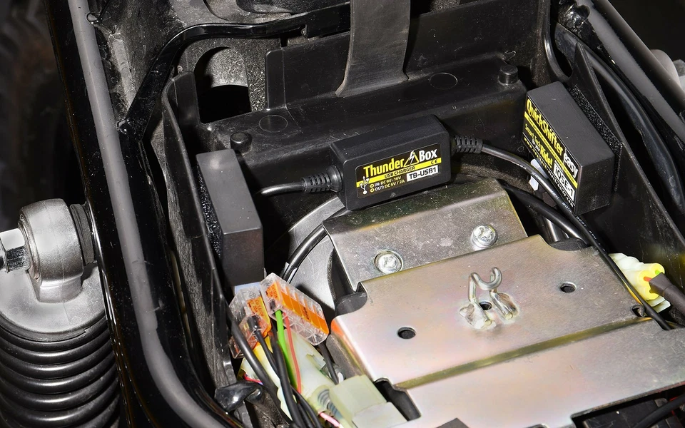 Healtech Thunderbox - 16amp advanced motorcycle accessory power hub / module - Image 3 of 4