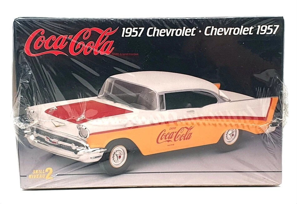 AMT Ertl 1/25 Scale Unbuilt Kit H862 - 1957 Chevrolet Coca-Cola - Image 4 of 4