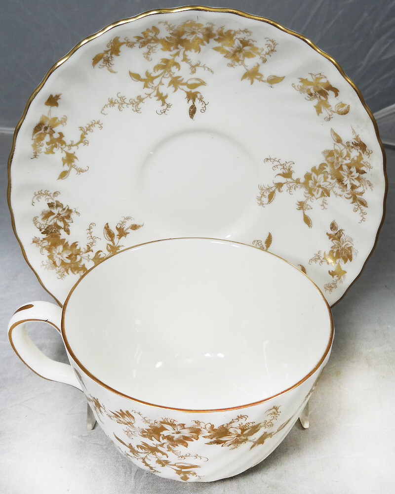 GOLD ANCESTRAL S595 by Minton Tea Cup & Saucer Set NEW NEVER USED