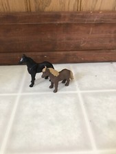 Safari Ltd 2004 mini Halflinger Brown Horse and Black Stallion Toy Figures