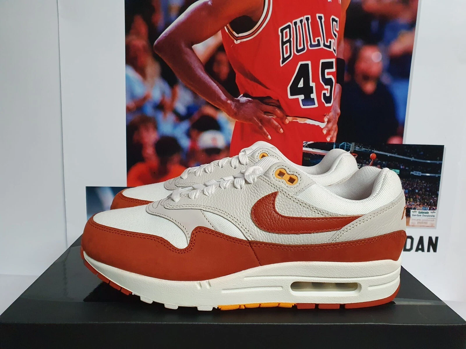 Nike Air Max 1 Rugged Orange UK 7 EUR 41 (FD2370 100)