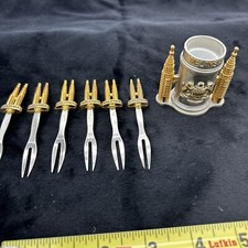 Malaysia Kuala Lumpur Petronas Twin Towers Cocktail Pick Forks And Holder A1A