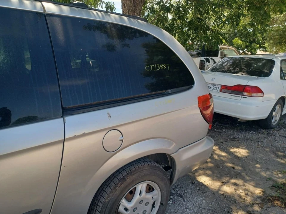 司机左灯适用于 01-07 CARAVAN 603097 — 第 4/4 张图片